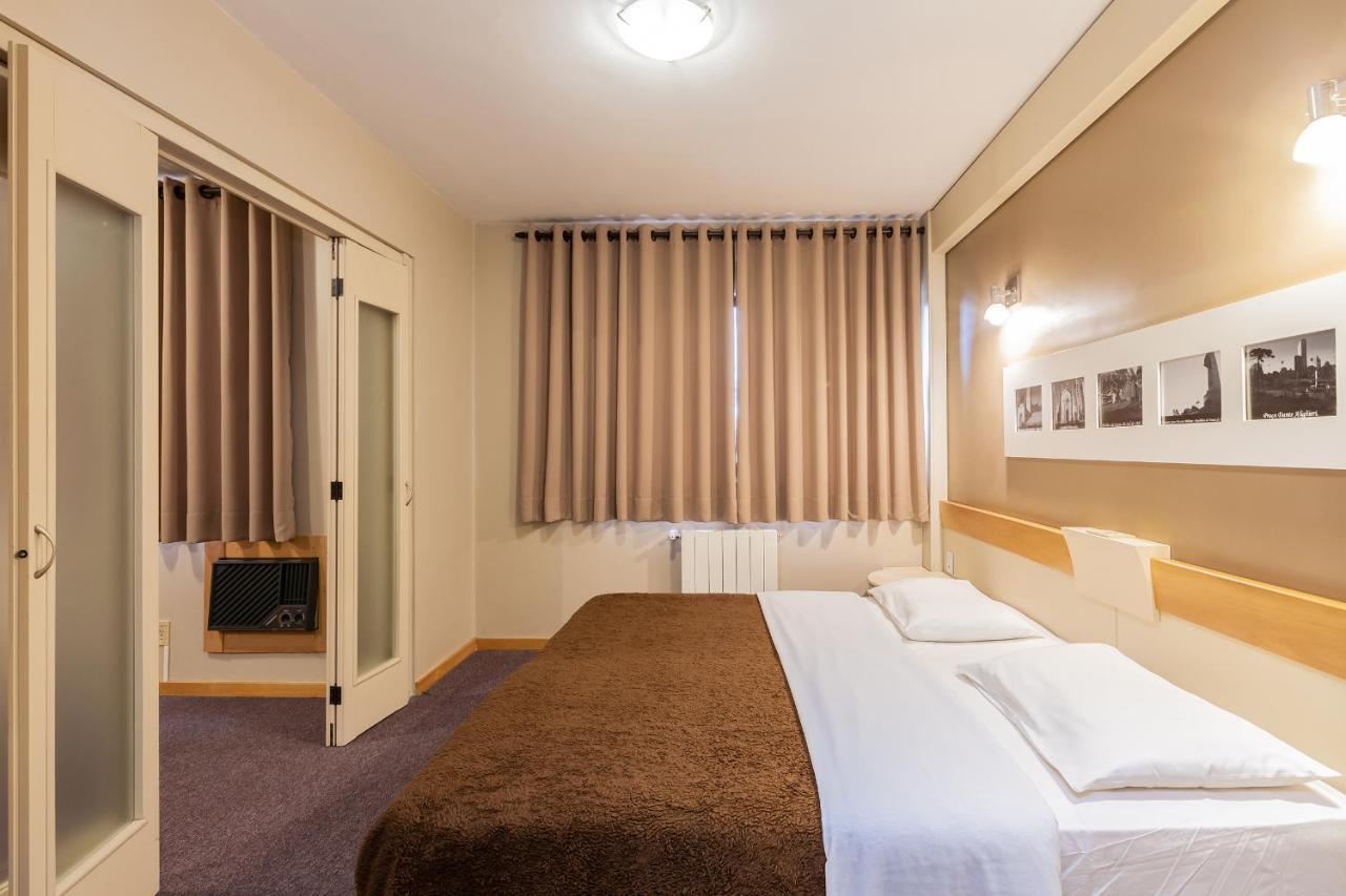 Tri Hotel & Flat Caxias カシアス・ド・スル エクステリア 写真